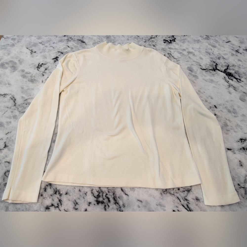 Talbots Cream Long Sleeve Turtleneck